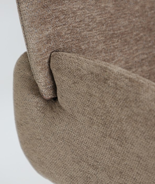 Set de 2 scaune tapitate taupe cu brate si design organic Noor [9]