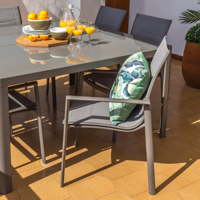Set de 2 scaune Stella Chateau cu material textil căptușit și cadru aluminiu [5]