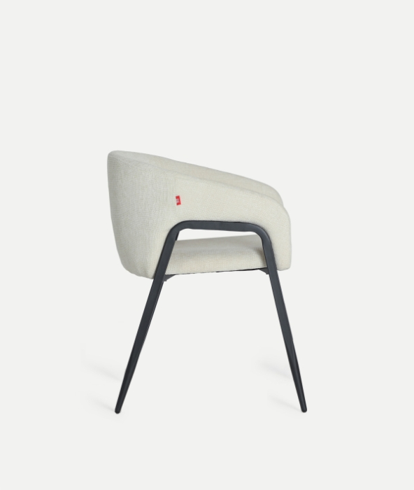 Set de 2 scaune tapitate off white cu brate si structura metalica Aren [7]