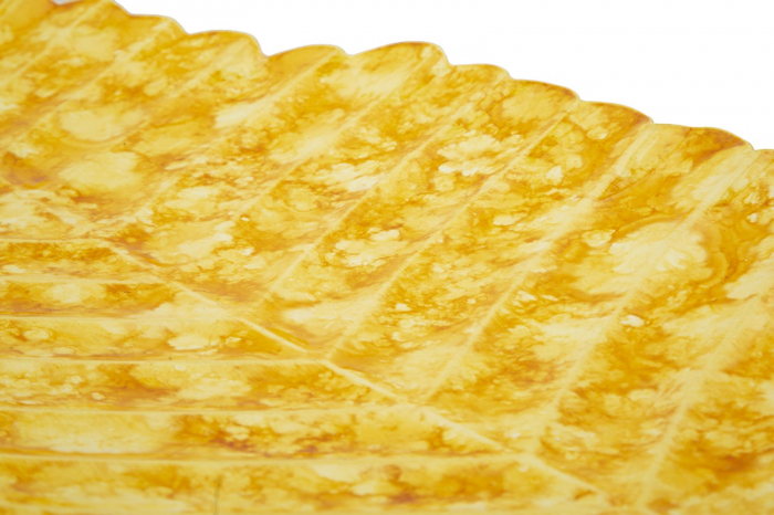 Tăvi decorative metalice galbene în formă de frunză – imagine principală – Drop Yellow [5]