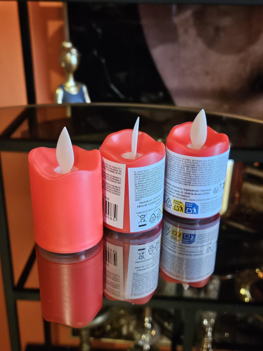 Set de 3 lumânări LED din plastic alb crem și roșu cu flacără de lumină caldă [3]