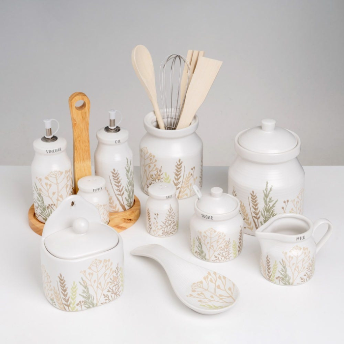 Set zaharniță și lăptar din stoneware alb cu imprimeu de ierburi cu capac și lingură [5]