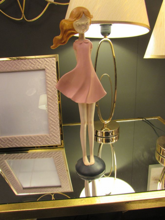 Statueta Copila Dolly Roz [8]
