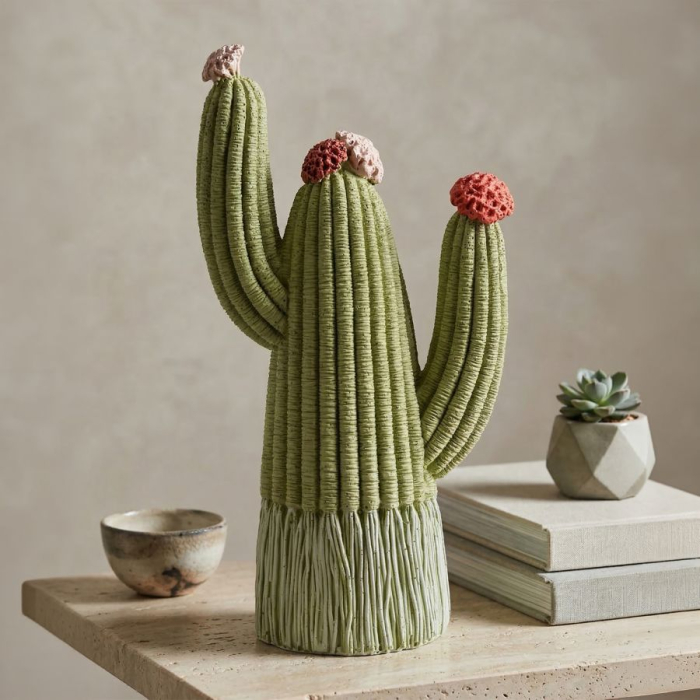 Statuetă decorativă cactus verde cu trei brațe, flori corai și crem și textură în relief [6]