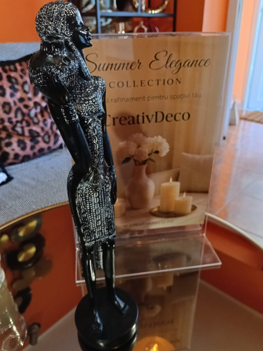 Statueta femeie africana din polirasina negru si alb [4]