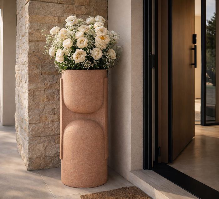 Suport vază exterior roșu din rășină cu design futurist Nui [6]