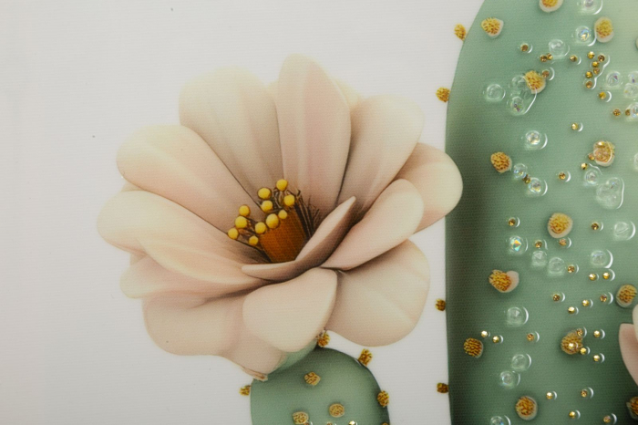 Tablou cactus flori crem 40x40 cm – compoziție florală pastel cu detalii aurii [3]