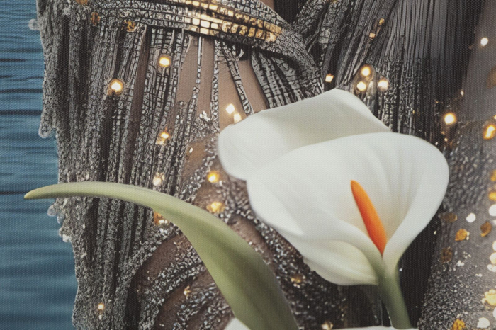 Tablou Canvas cu LED si rama din lemn portret feminin mistic cu halo luminos decor modern [5]