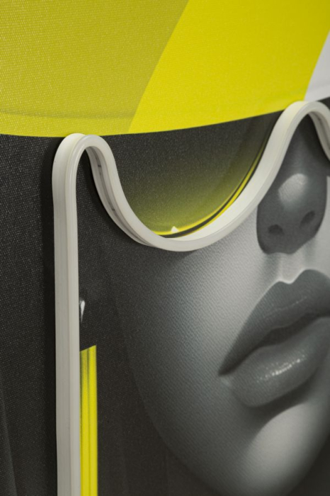 Tablou Canvas cu LED si rama portret fashion alb negru decor modern [5]