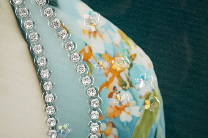CreativDeco Tablou Gorila in Costum Floral - Eleganta si Excentricitate [6]