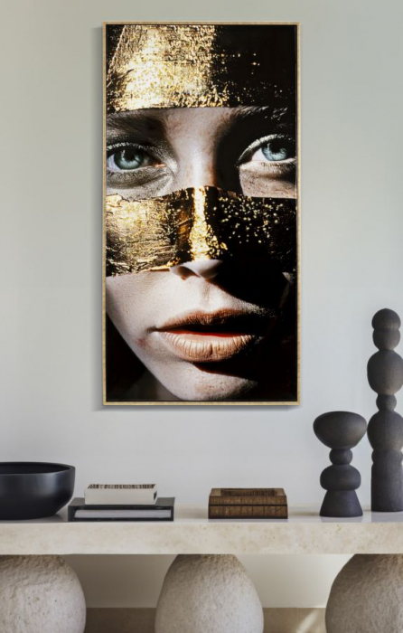 Tablou chip feminin bandă aurie 52x102 cm – artă urbană cu expresie conceptuală [6]