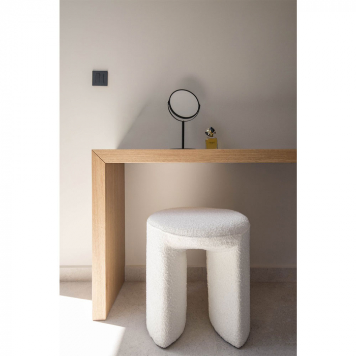 Taburet bej in stil contemporan Gate [2]