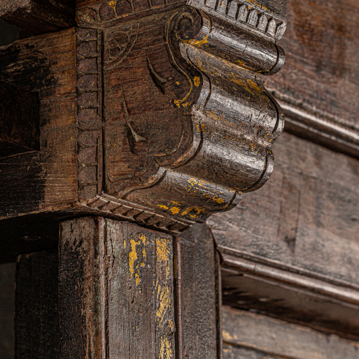 Usa etnica antica lemn tec|Usi de colectie [3]