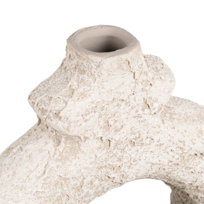 Vază decorativă din ceramică albă cu aspect rustic și decupaj central rotund [4]