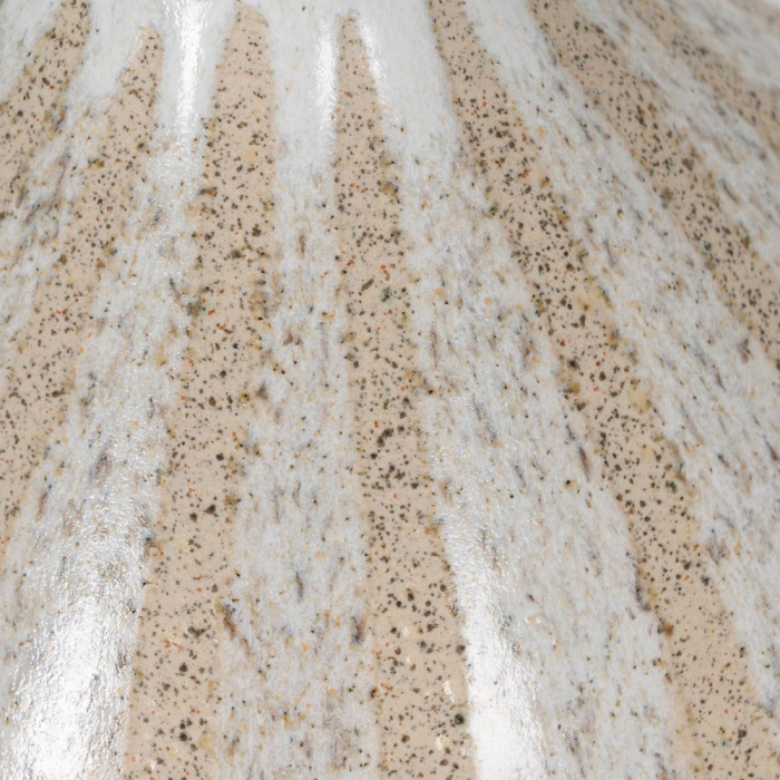 Vază decorativă din ceramică bej cu formă alungită și model radial [5]