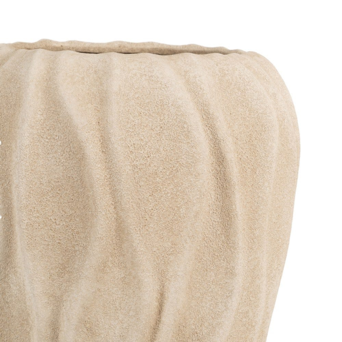 Vază decorativă din ceramică bej cu model ondulat și formă rotunjită [4]