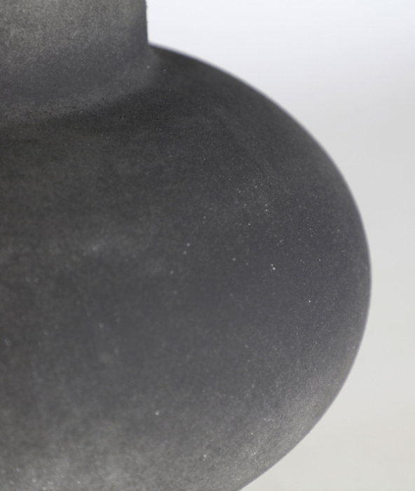 Vază decorativă GHALEA sticlă neagră – titlu imagine principală [3]