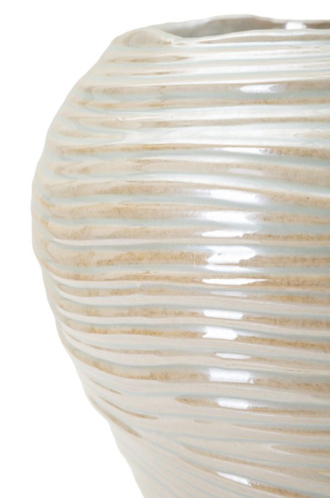 Vază decorativă rotundă din ceramică alb perlat cu striuri orizontale și gură ondulată [4]