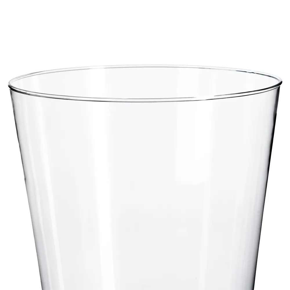 Vază din sticlă transparentă cu formă cilindrică [6]