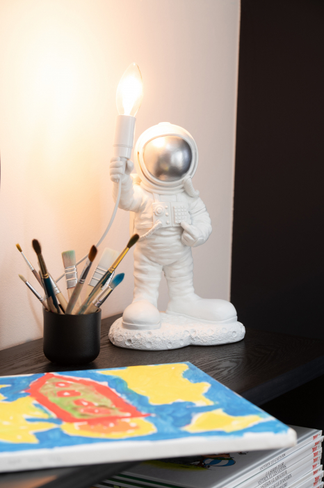 Veioza Astronaut, policompozit alb-creativdeco.ro [4]