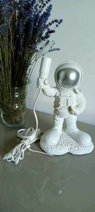 Veioza Astronaut, policompozit alb-creativdeco.ro [2]