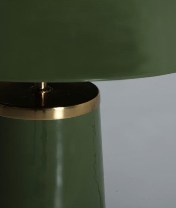 Veioza din metal verde cu finisaj lucios si design geometric Arosa [2]