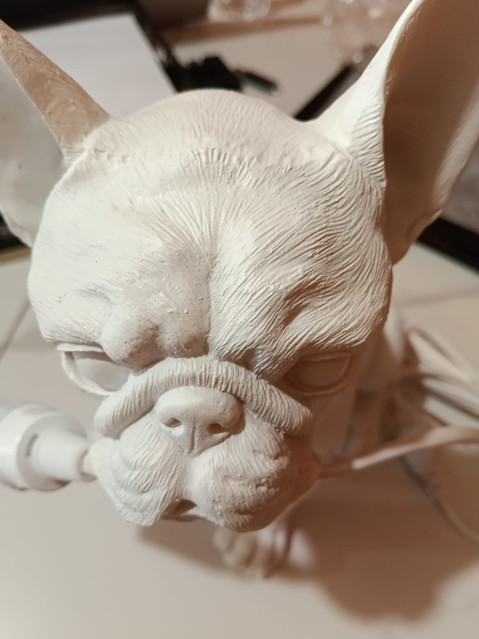 Veioză handmade albă din policompozit în formă de buldog [9]