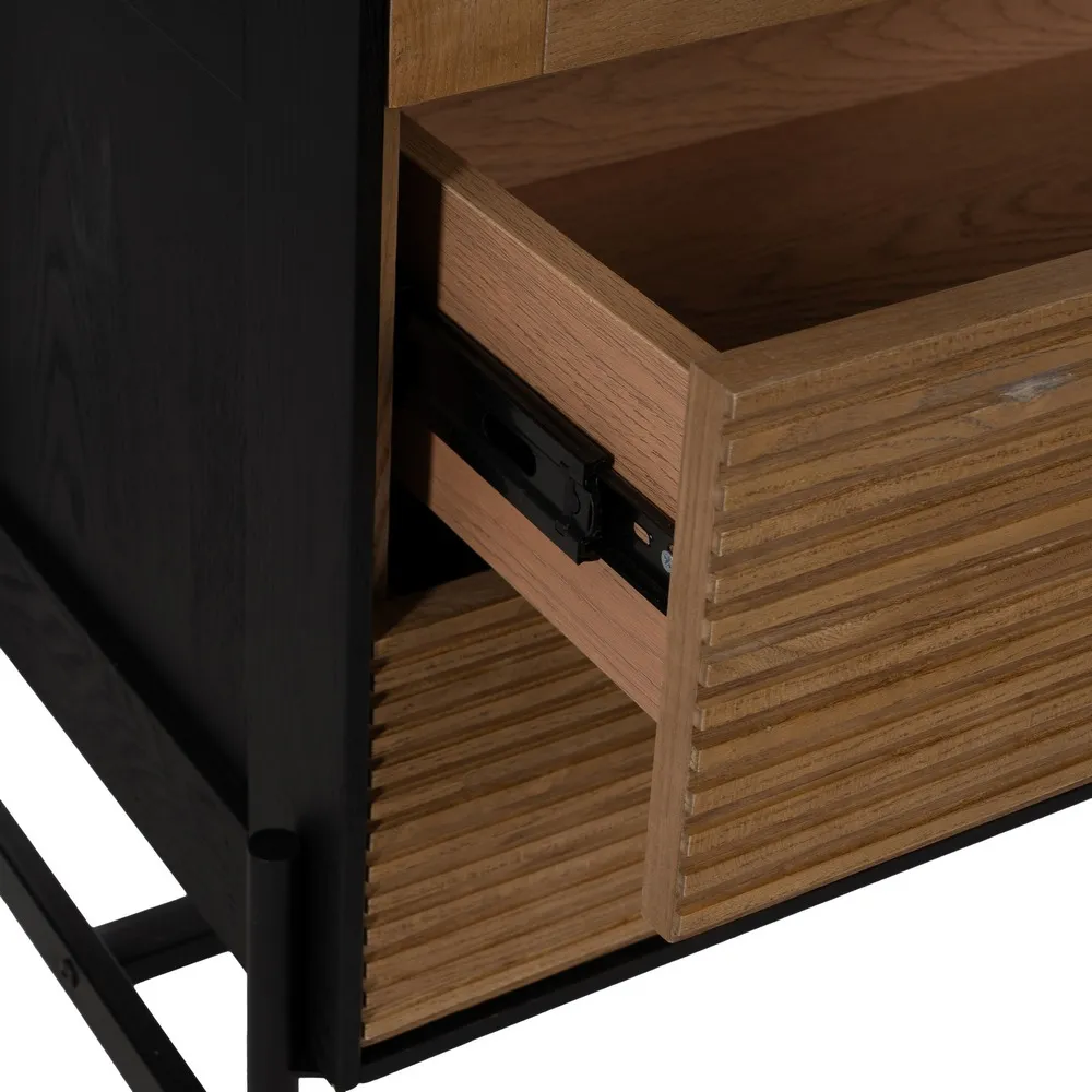 Vitrina ingusta versatila pentru living | Piese mobilier elegante [6]