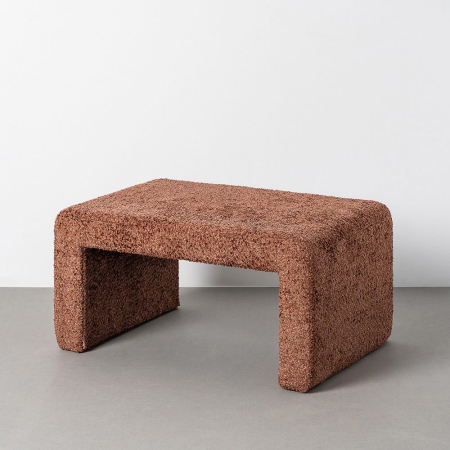 Bancute in Stil Scandinav - Bancă din stofă maro cu design compact