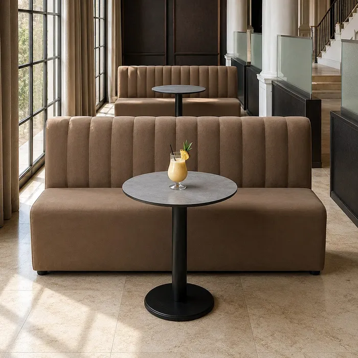 Stil de design - Banchetă tapițată din stofă maro pentru spații contemporane