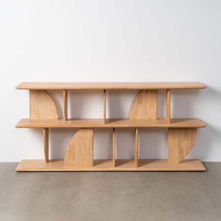 Biblioteca, rafturi, vitrine - Bibliotecă din lemn de cauciuc cu rafturi deschise și module grafice – imagine principală