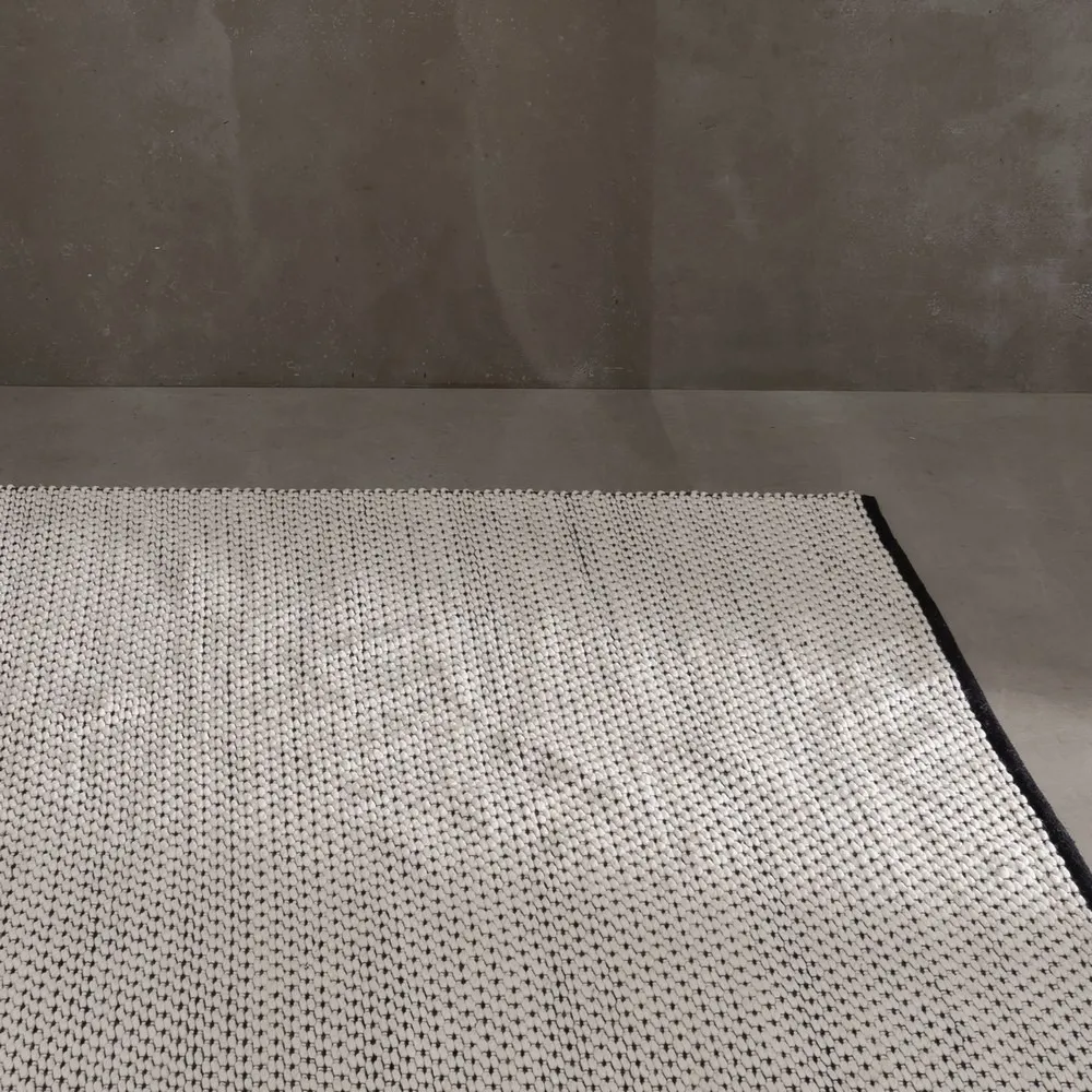 Textile - Covor Alb-Negru din Lana pentru Spatii Mari | Covoare Moderne