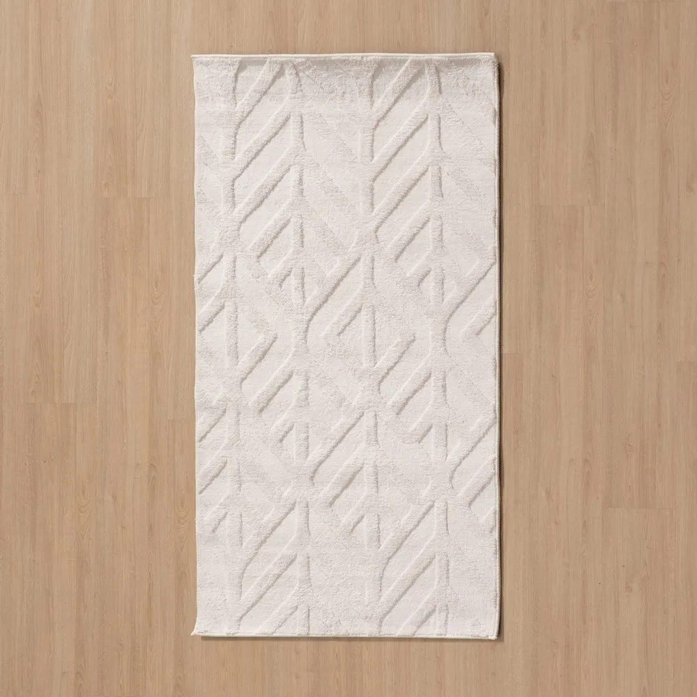 Covor crem cu model in relief | Covoare moderne