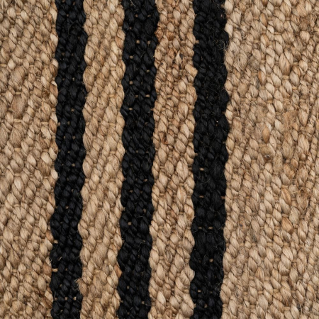 Covor traversă din iută natural cu dungi negre Altea – vedere de sus, benzi negre la capete, textură de iută. [5]
