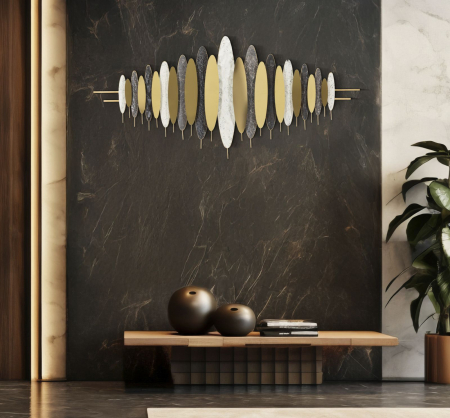 Decorațiune metalică de perete modernă cu accente aurii și gri [1]