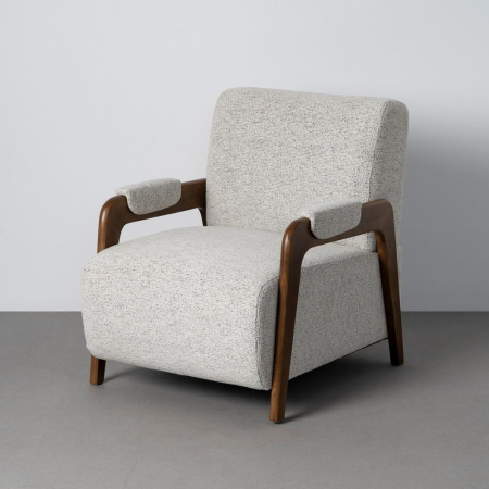 Mobilier - Fotoliu living tapițat cu stofă bej și brațe din lemn de frasin