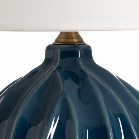 Lampă de masă albastră din ceramică cu abajur textil conic [3]