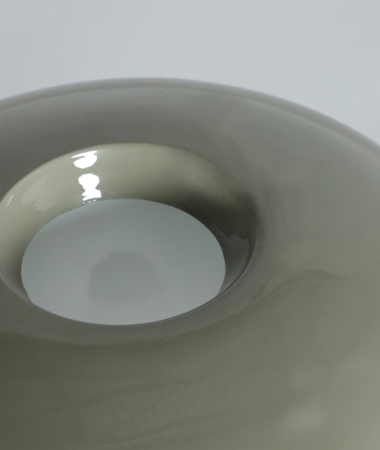  Lampă masă sticlă albă fier verde CORTONA – titlu imagine principală [1]