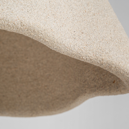 Lampa suspendata din rasina crem cu silueta organica finisaj texturat si varf impletit Liessel 95x65x48 cm [3]