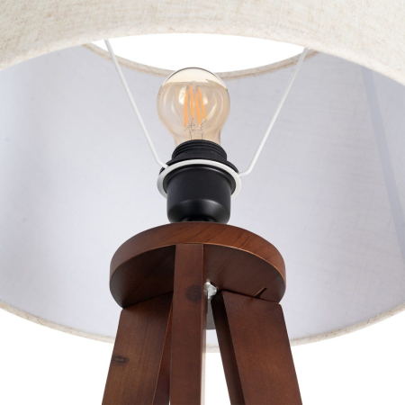 Lampadar din lemn maro cu abajur din in bej pe structură trepied cu raft integrat – imagine principală cu raft rotund și abajur bej [2]