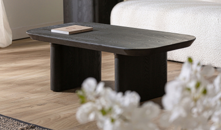 Masute Cafea - Masă de cafea din lemn de brad negru – masă minimalistă cu blat gros și picioare cilindrice