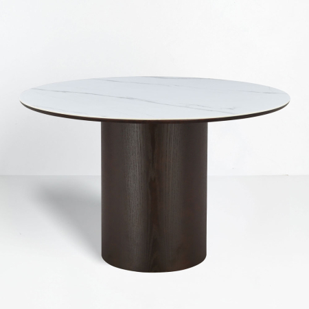 Stil de design - Masă rotundă de dining din ceramică albă cu bază din stejar