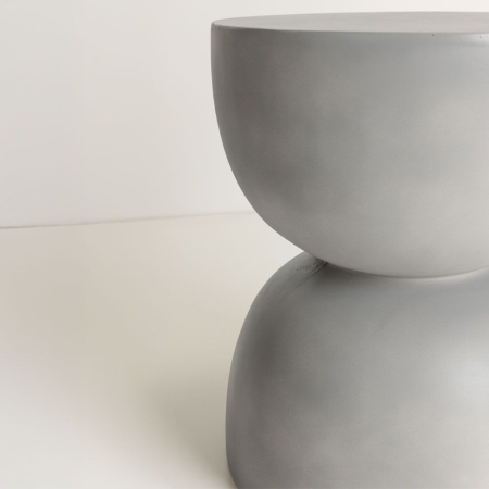 Măsuță cafea ciment gri compozit Cement 1 – formă sculpturală calmă [4]
