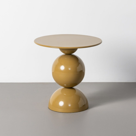 Mobilier - Măsuță laterală din metal muștar cu blat rotund bej și picior dintr-o sferă pe o semisferă