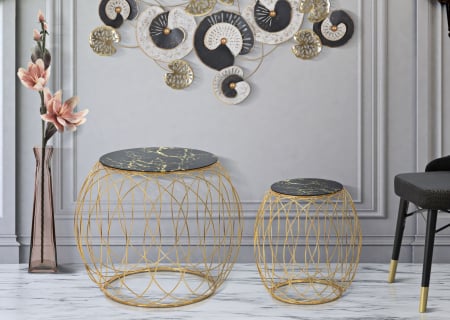 Set masute Ball aurii cu structură sferică și blaturi negre din sticlă marmurată [1]