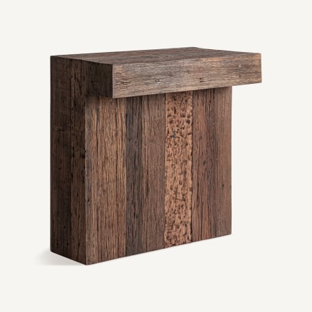 Mobilier bar in Stil Rustic - Bloc înalt din scânduri late de lemn recuperat cu blat gros care iese în consolă