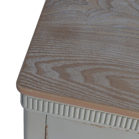 Noptieră shabby chic crem cu blat natur și 3 sertare [6]