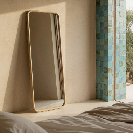 Stil de design - Oglindă decorativă arcuită cu ramă din lemn natural