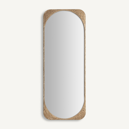 Oglindă înaltă în formă de capsulă într-o ramă dreptunghiulară din metal bronz cu textură bătută