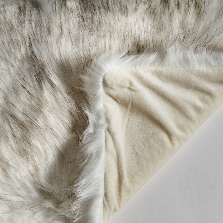 Patura microfibra blana bizon|Paturi decorative [2]